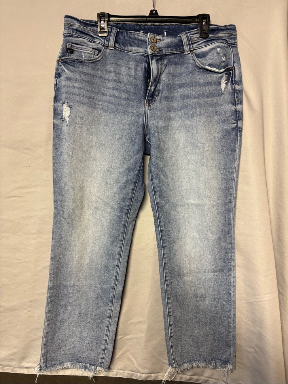 KanCan Light Blue Distressed Cropped Jeans